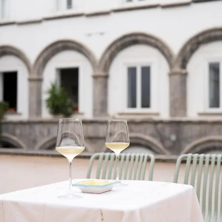 Palazzo Diomede Carafa Santangelo Luxury Guest house Naples