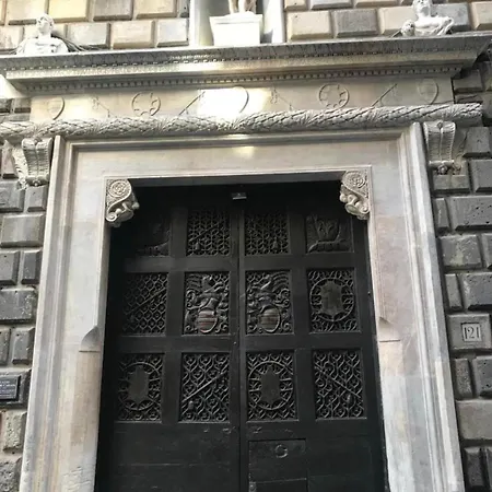 Palazzo Diomede Carafa Santangelo Luxury Guest house